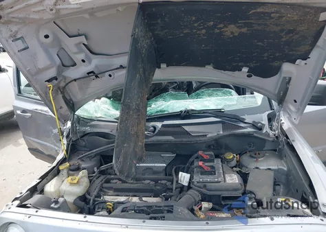 2016 Jeep Patriot Latitude z USA, uszkodzony, nr VIN 1C4NJPFA5GD620020